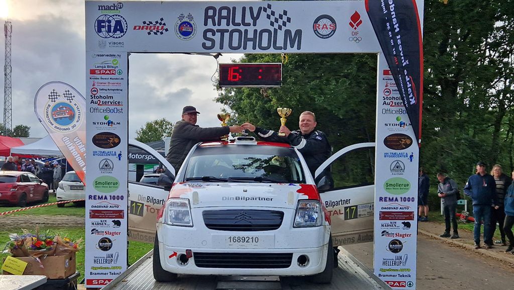 Dagens førsteplads klasse DM3 i Stoholm Rally gav point nok til et samlet Danmarksmesterskab i klassen
(Foto: rallypics.dk – Viggo Johansen)